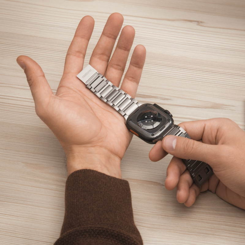 Ремешок restore: hello, world! для Apple Watch 42-49 мм, титановый серый