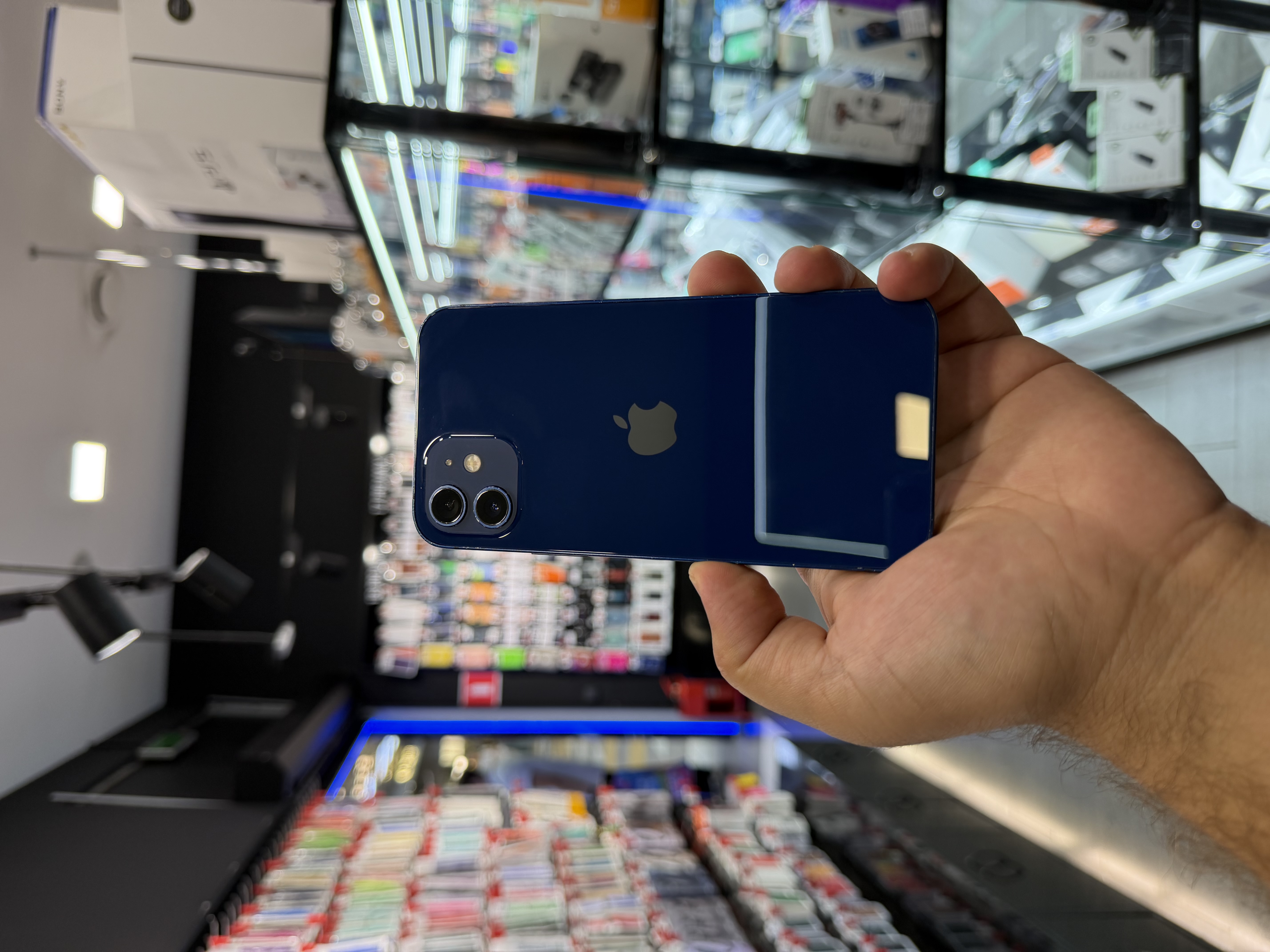 Смартфон Apple iPhone 12 128Gb Blue