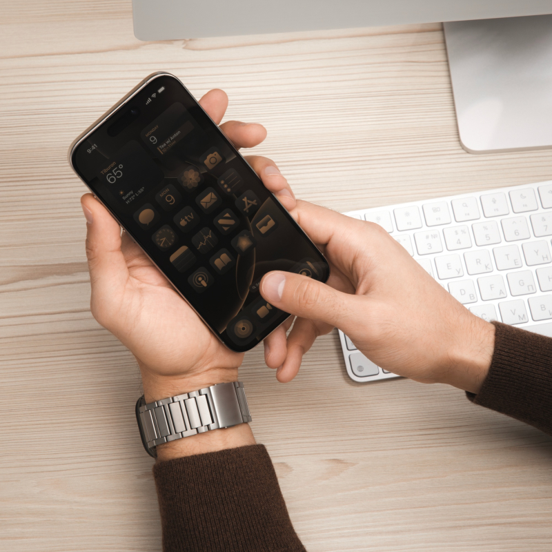 Ремешок restore: hello, world! для Apple Watch 42-49 мм, титановый серый